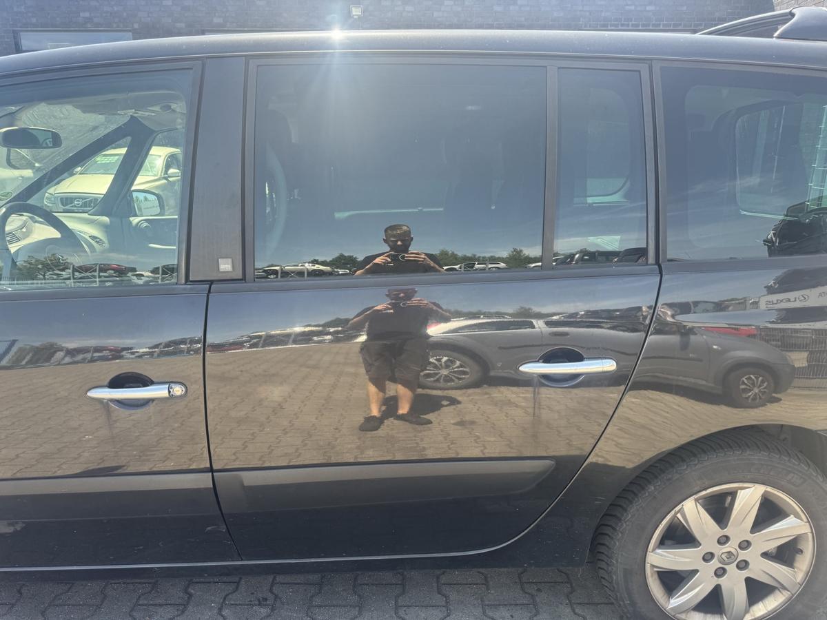 Renault Espace 4 original T&uuml;r hinten links NV676 Schwarz Rohbau Bj.2011